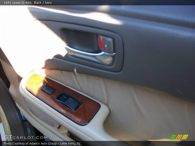 Black / Ivory 1991 Lexus LS 400