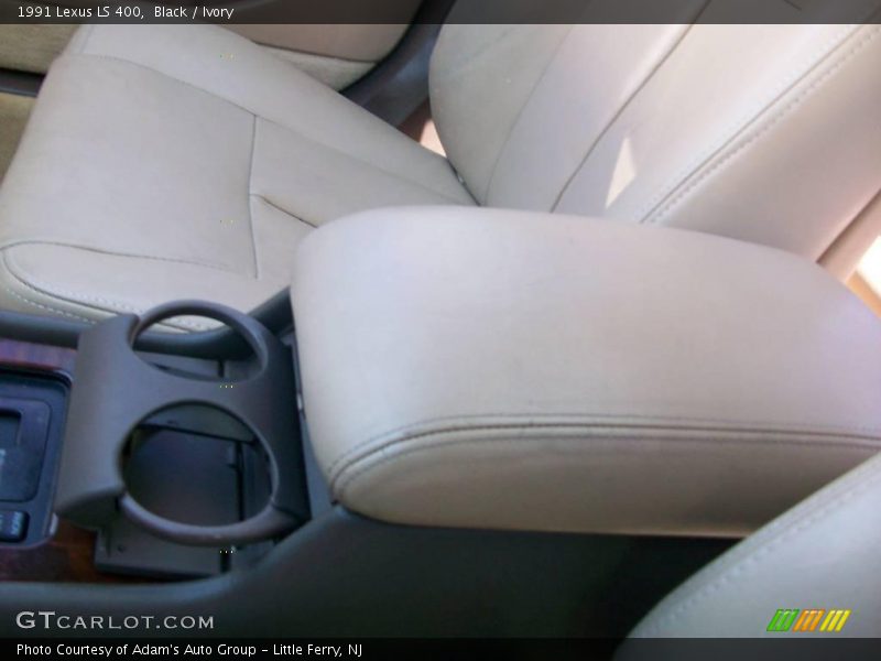Black / Ivory 1991 Lexus LS 400