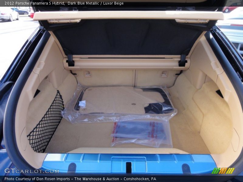  2012 Panamera S Hybrid Trunk