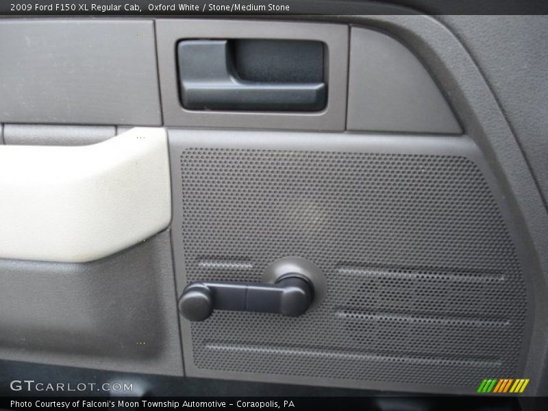 Oxford White / Stone/Medium Stone 2009 Ford F150 XL Regular Cab
