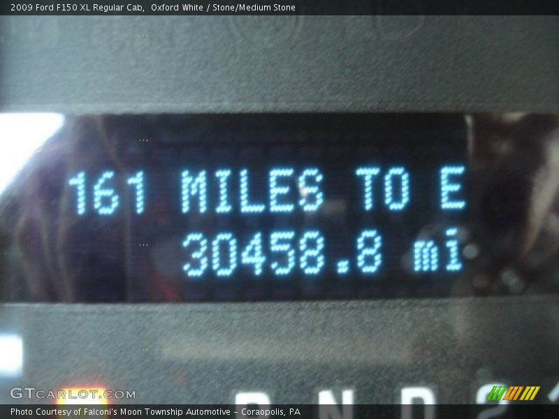 Oxford White / Stone/Medium Stone 2009 Ford F150 XL Regular Cab