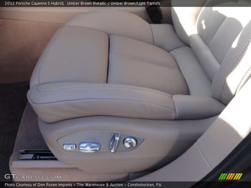 Front Seat of 2012 Cayenne S Hybrid