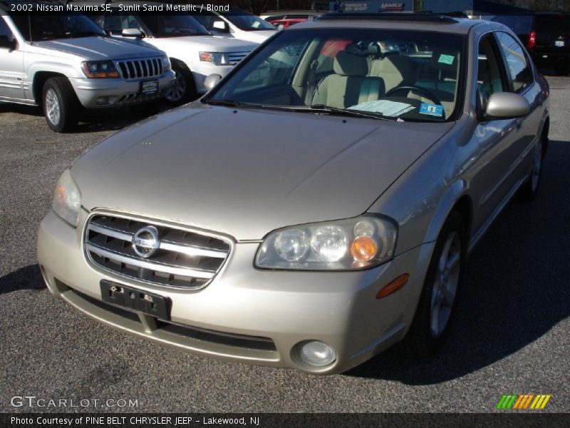 Sunlit Sand Metallic / Blond 2002 Nissan Maxima SE