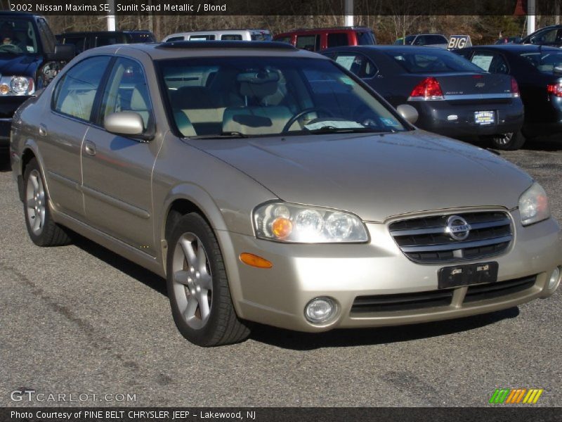 Sunlit Sand Metallic / Blond 2002 Nissan Maxima SE