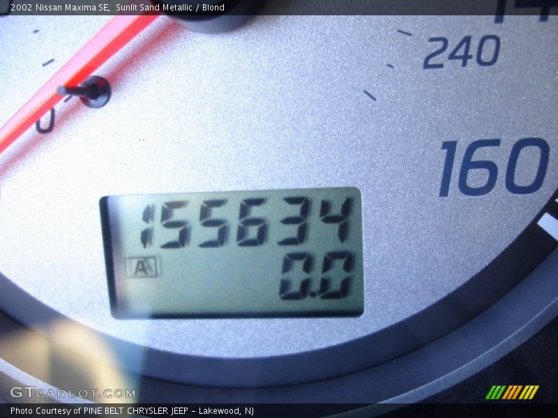 Sunlit Sand Metallic / Blond 2002 Nissan Maxima SE