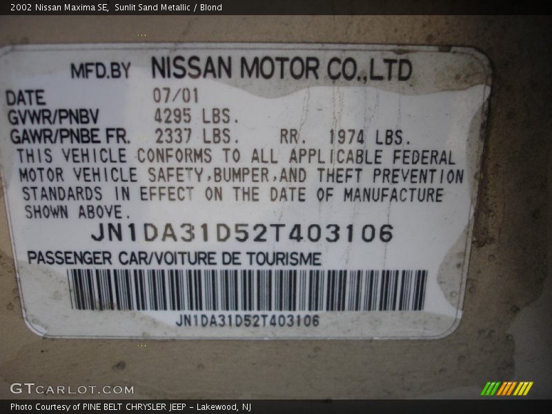 Sunlit Sand Metallic / Blond 2002 Nissan Maxima SE