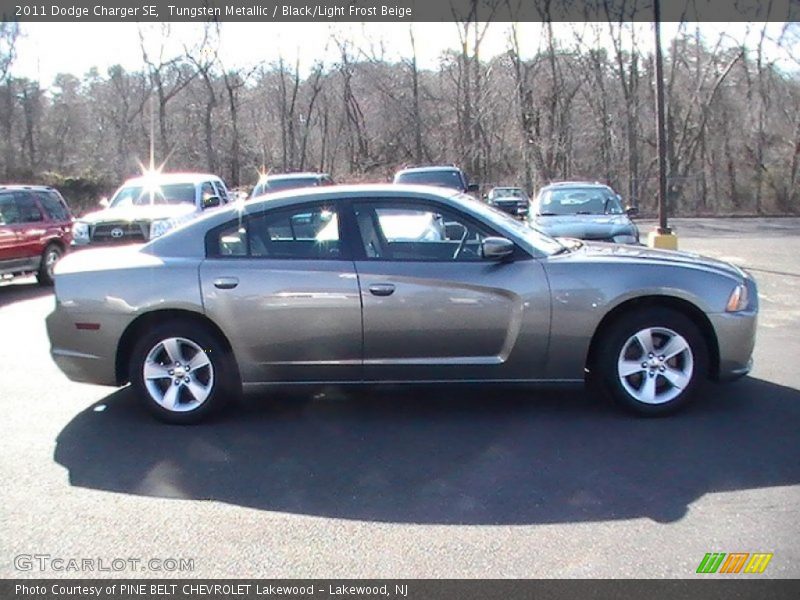 Tungsten Metallic / Black/Light Frost Beige 2011 Dodge Charger SE