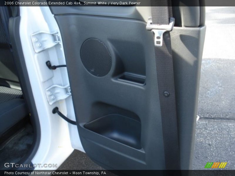Summit White / Very Dark Pewter 2006 Chevrolet Colorado Extended Cab 4x4