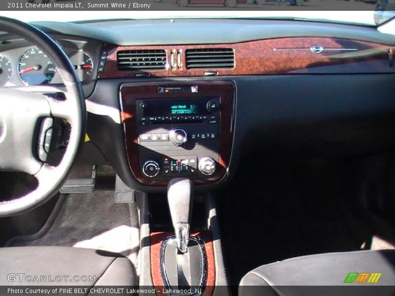 Summit White / Ebony 2011 Chevrolet Impala LT