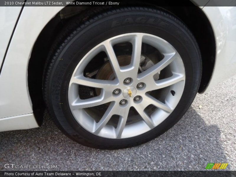 White Diamond Tricoat / Ebony 2010 Chevrolet Malibu LTZ Sedan