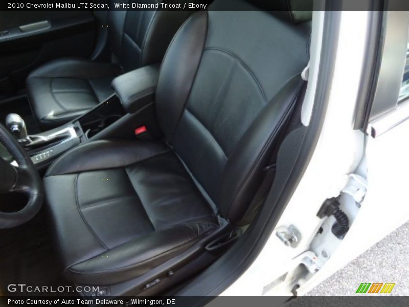 White Diamond Tricoat / Ebony 2010 Chevrolet Malibu LTZ Sedan