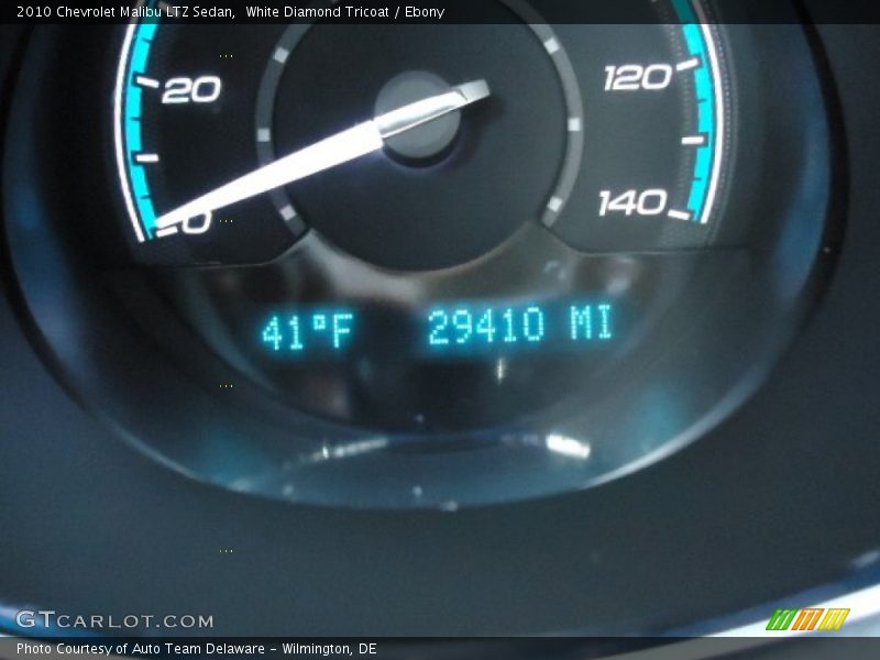 White Diamond Tricoat / Ebony 2010 Chevrolet Malibu LTZ Sedan