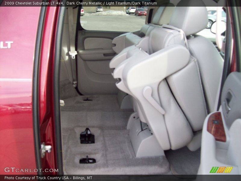 Dark Cherry Metallic / Light Titanium/Dark Titanium 2009 Chevrolet Suburban LT 4x4