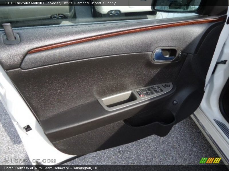 White Diamond Tricoat / Ebony 2010 Chevrolet Malibu LTZ Sedan