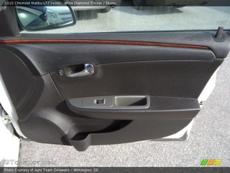 White Diamond Tricoat / Ebony 2010 Chevrolet Malibu LTZ Sedan
