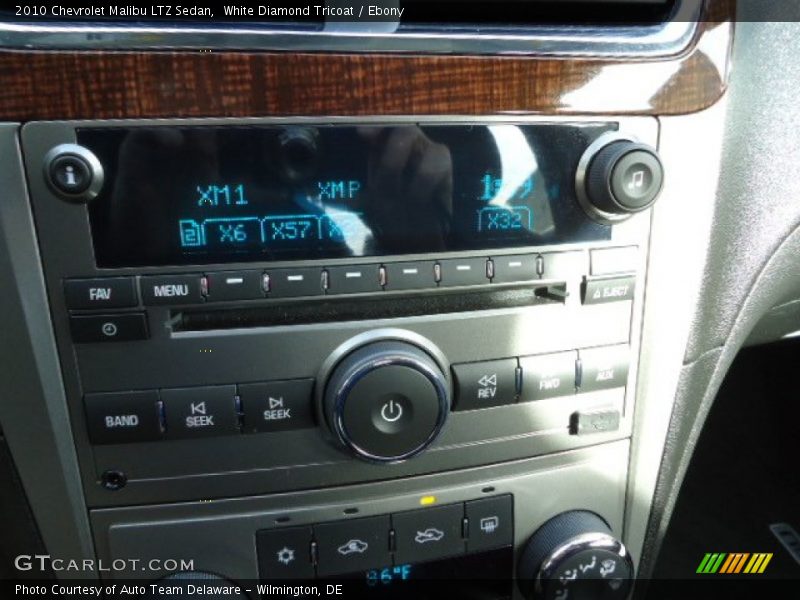 White Diamond Tricoat / Ebony 2010 Chevrolet Malibu LTZ Sedan