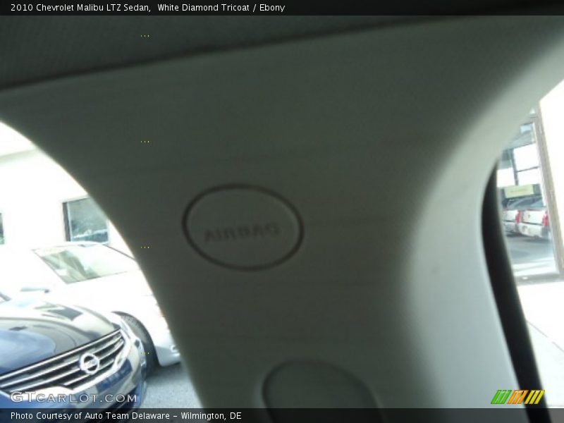 White Diamond Tricoat / Ebony 2010 Chevrolet Malibu LTZ Sedan