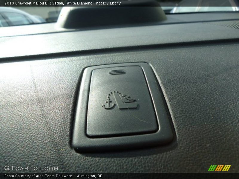 White Diamond Tricoat / Ebony 2010 Chevrolet Malibu LTZ Sedan