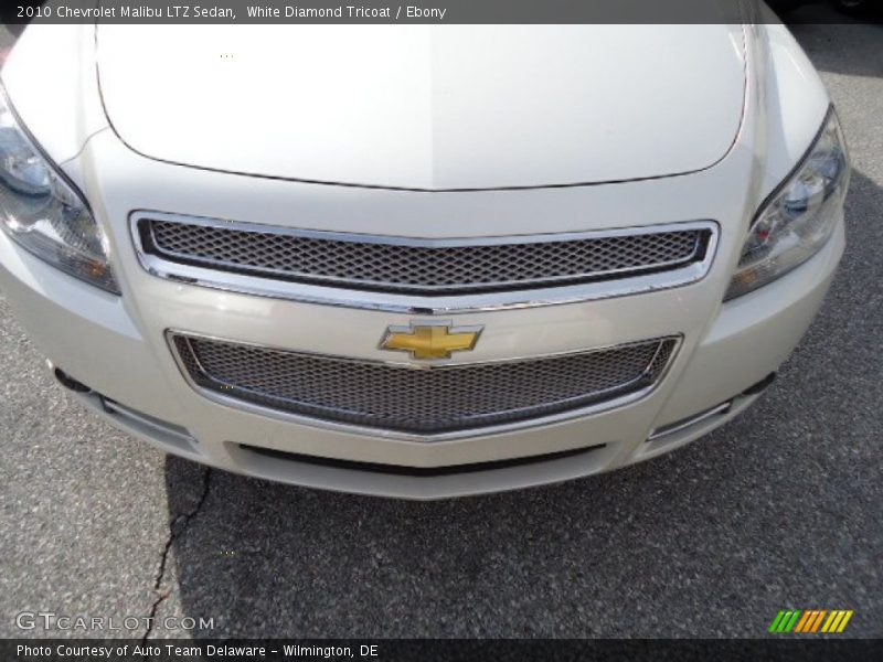 White Diamond Tricoat / Ebony 2010 Chevrolet Malibu LTZ Sedan
