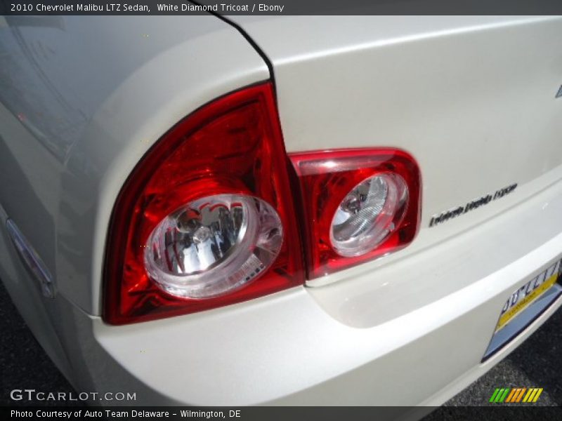 White Diamond Tricoat / Ebony 2010 Chevrolet Malibu LTZ Sedan