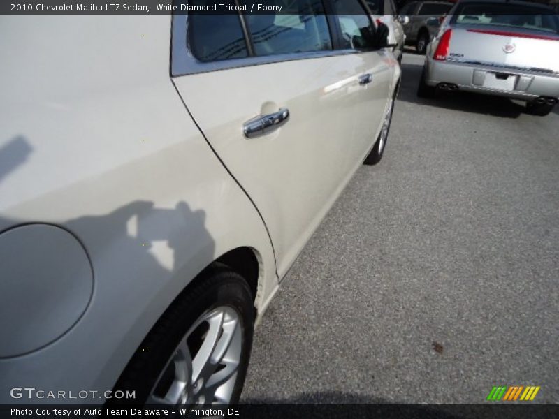 White Diamond Tricoat / Ebony 2010 Chevrolet Malibu LTZ Sedan
