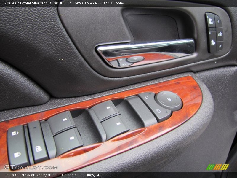 Controls of 2009 Silverado 3500HD LTZ Crew Cab 4x4