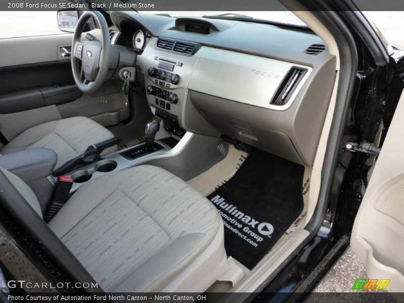 Black / Medium Stone 2008 Ford Focus SE Sedan