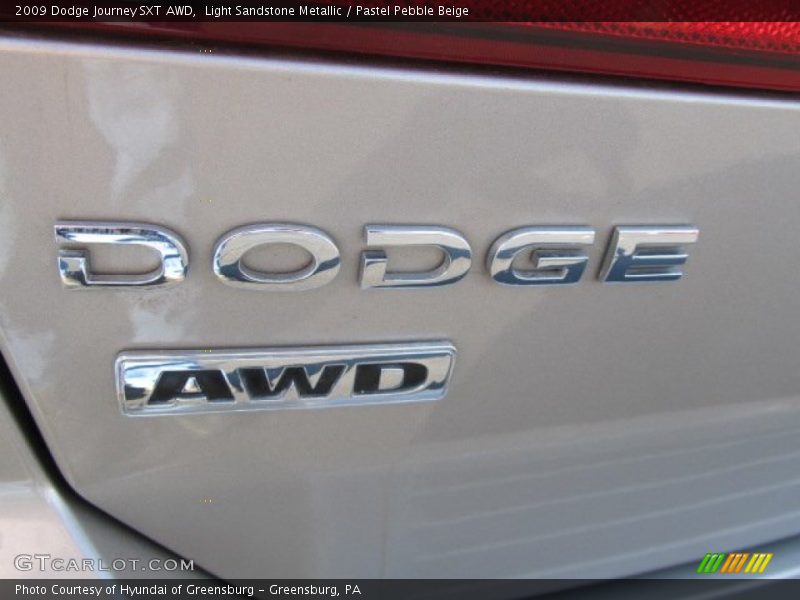 Light Sandstone Metallic / Pastel Pebble Beige 2009 Dodge Journey SXT AWD