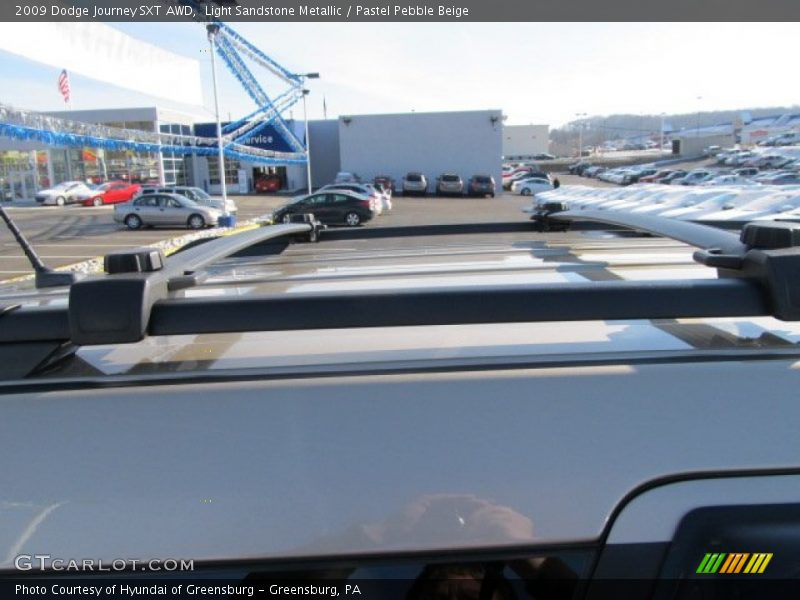 Light Sandstone Metallic / Pastel Pebble Beige 2009 Dodge Journey SXT AWD
