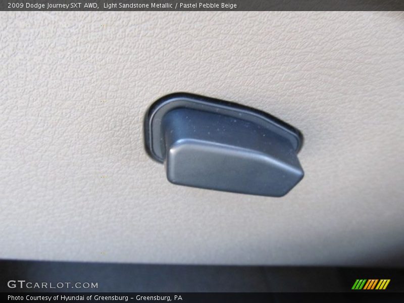 Light Sandstone Metallic / Pastel Pebble Beige 2009 Dodge Journey SXT AWD
