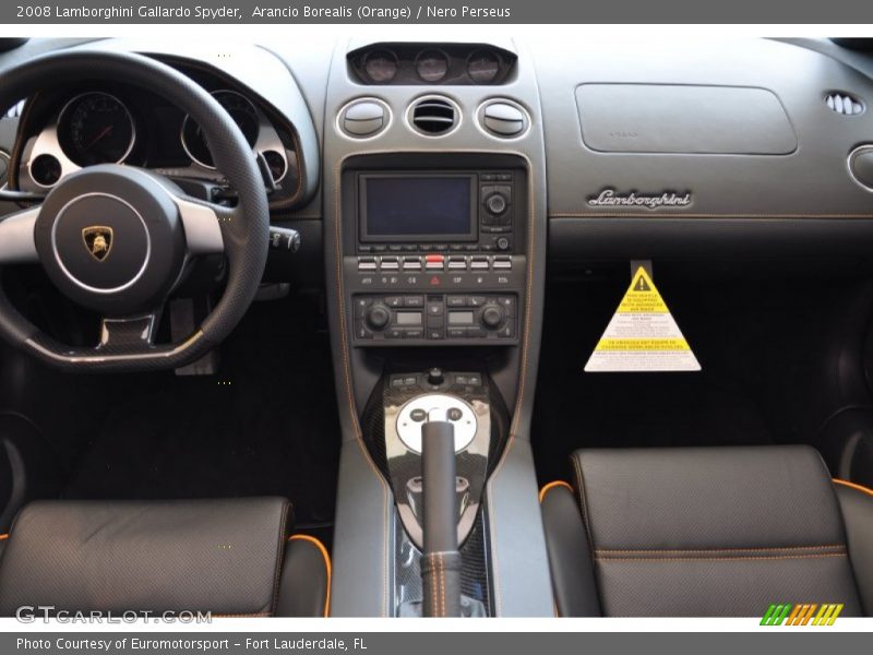 Dashboard of 2008 Gallardo Spyder