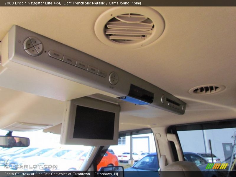 Light French Silk Metallic / Camel/Sand Piping 2008 Lincoln Navigator Elite 4x4