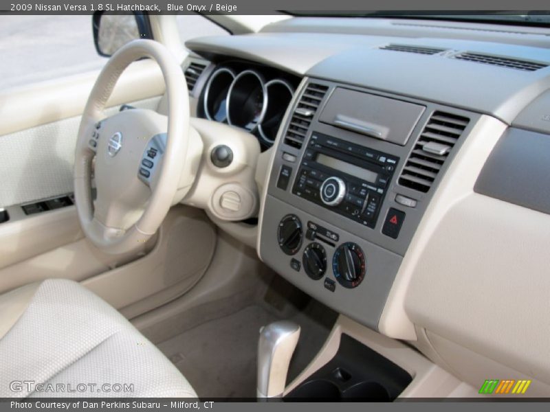 Blue Onyx / Beige 2009 Nissan Versa 1.8 SL Hatchback