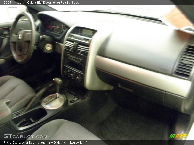 Dover White Pearl / Black 2005 Mitsubishi Galant ES