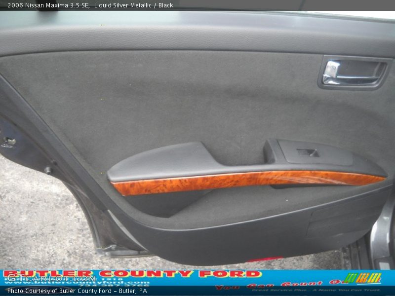 Liquid Silver Metallic / Black 2006 Nissan Maxima 3.5 SE