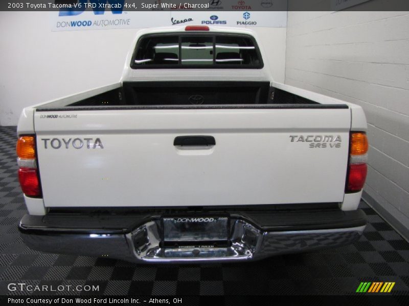 Super White / Charcoal 2003 Toyota Tacoma V6 TRD Xtracab 4x4
