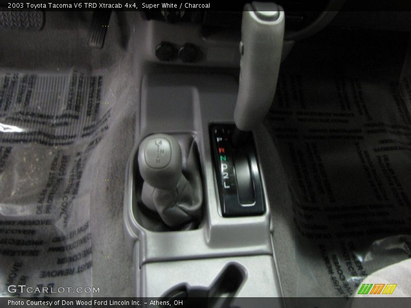 Super White / Charcoal 2003 Toyota Tacoma V6 TRD Xtracab 4x4