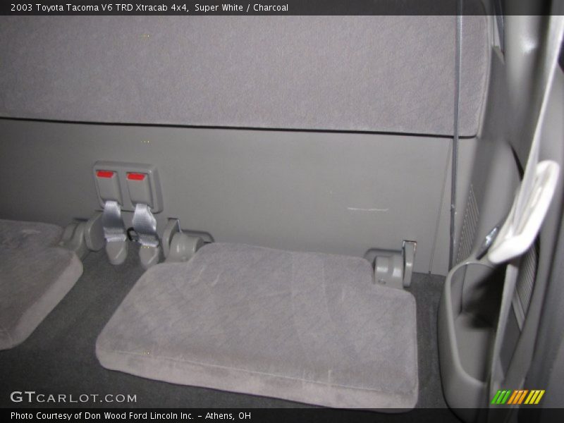 Super White / Charcoal 2003 Toyota Tacoma V6 TRD Xtracab 4x4