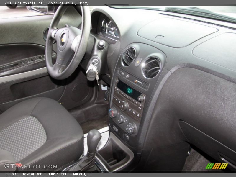 Arctic Ice White / Ebony 2011 Chevrolet HHR LS