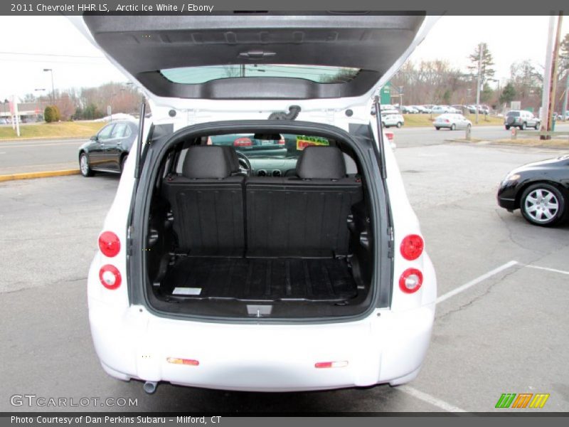 Arctic Ice White / Ebony 2011 Chevrolet HHR LS