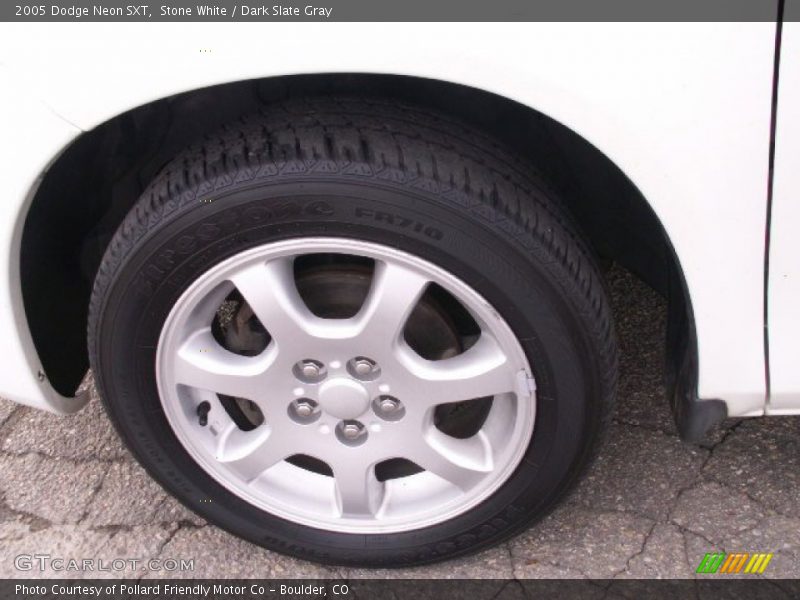 Stone White / Dark Slate Gray 2005 Dodge Neon SXT