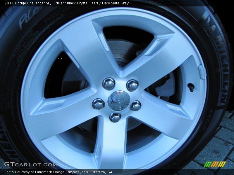 Brilliant Black Crystal Pearl / Dark Slate Gray 2011 Dodge Challenger SE