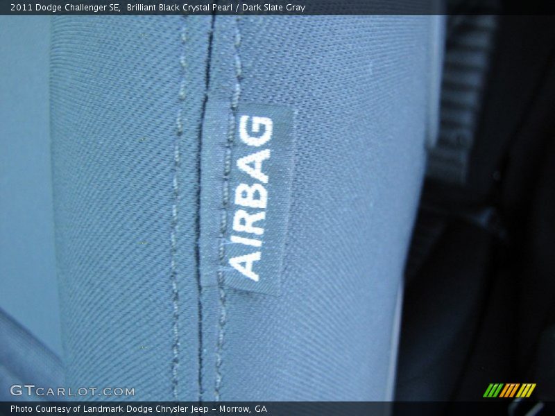 Brilliant Black Crystal Pearl / Dark Slate Gray 2011 Dodge Challenger SE