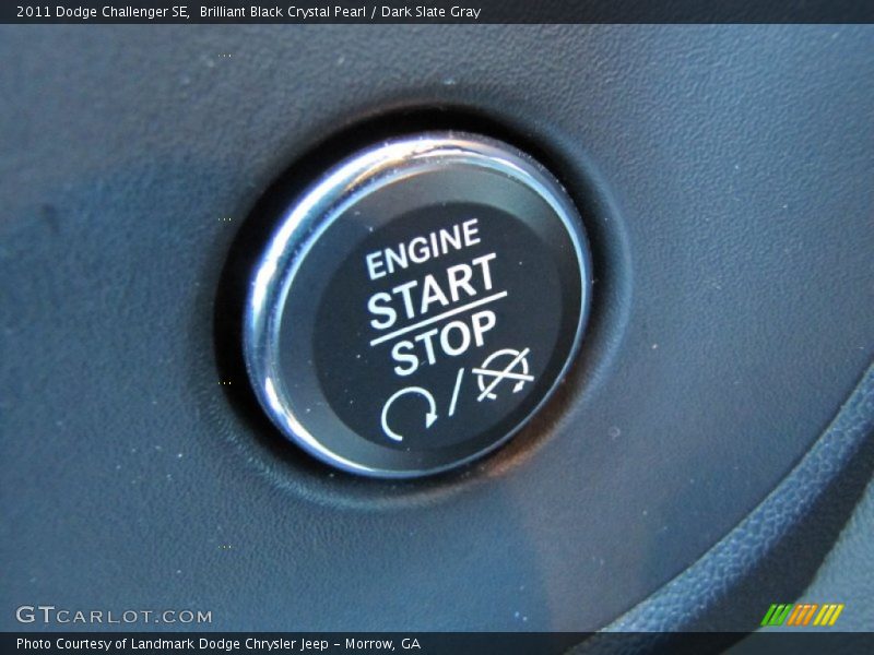 Brilliant Black Crystal Pearl / Dark Slate Gray 2011 Dodge Challenger SE