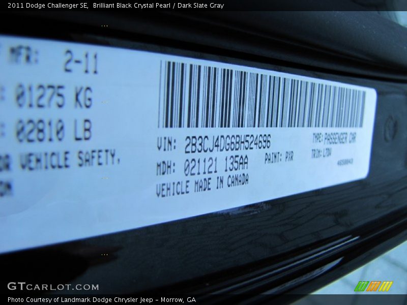 Brilliant Black Crystal Pearl / Dark Slate Gray 2011 Dodge Challenger SE
