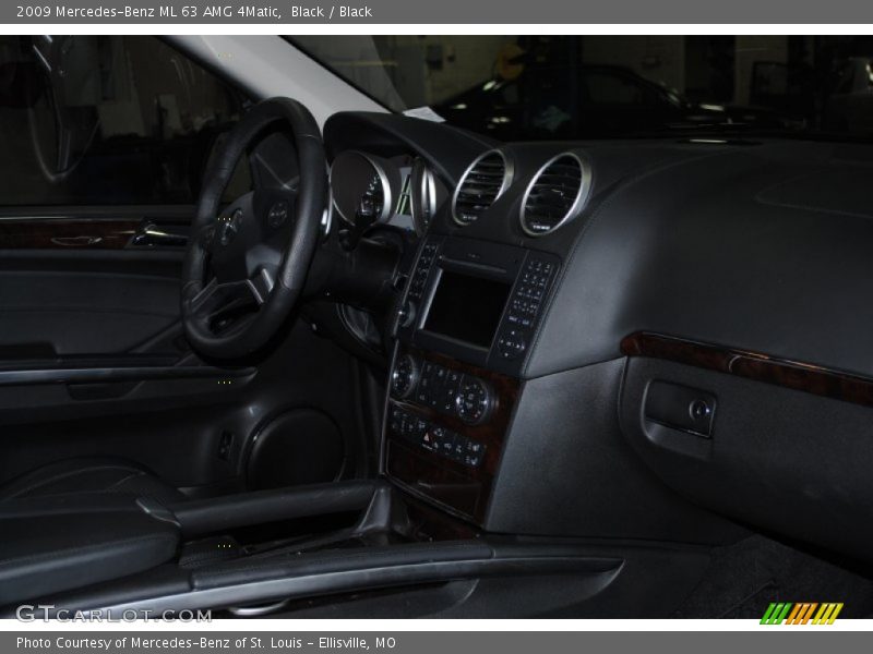 Black / Black 2009 Mercedes-Benz ML 63 AMG 4Matic