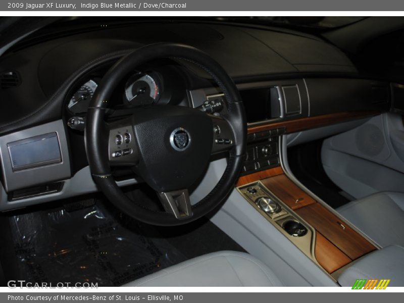 Indigo Blue Metallic / Dove/Charcoal 2009 Jaguar XF Luxury
