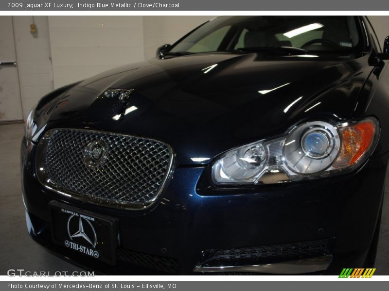 Indigo Blue Metallic / Dove/Charcoal 2009 Jaguar XF Luxury