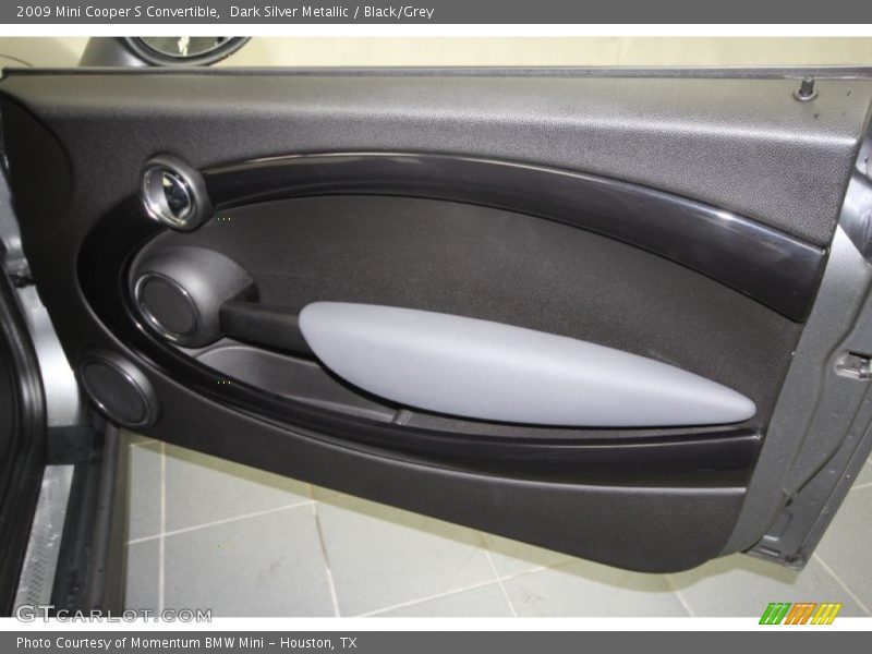 Door Panel of 2009 Cooper S Convertible