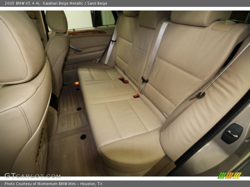 Kalahari Beige Metallic / Sand Beige 2005 BMW X5 4.4i